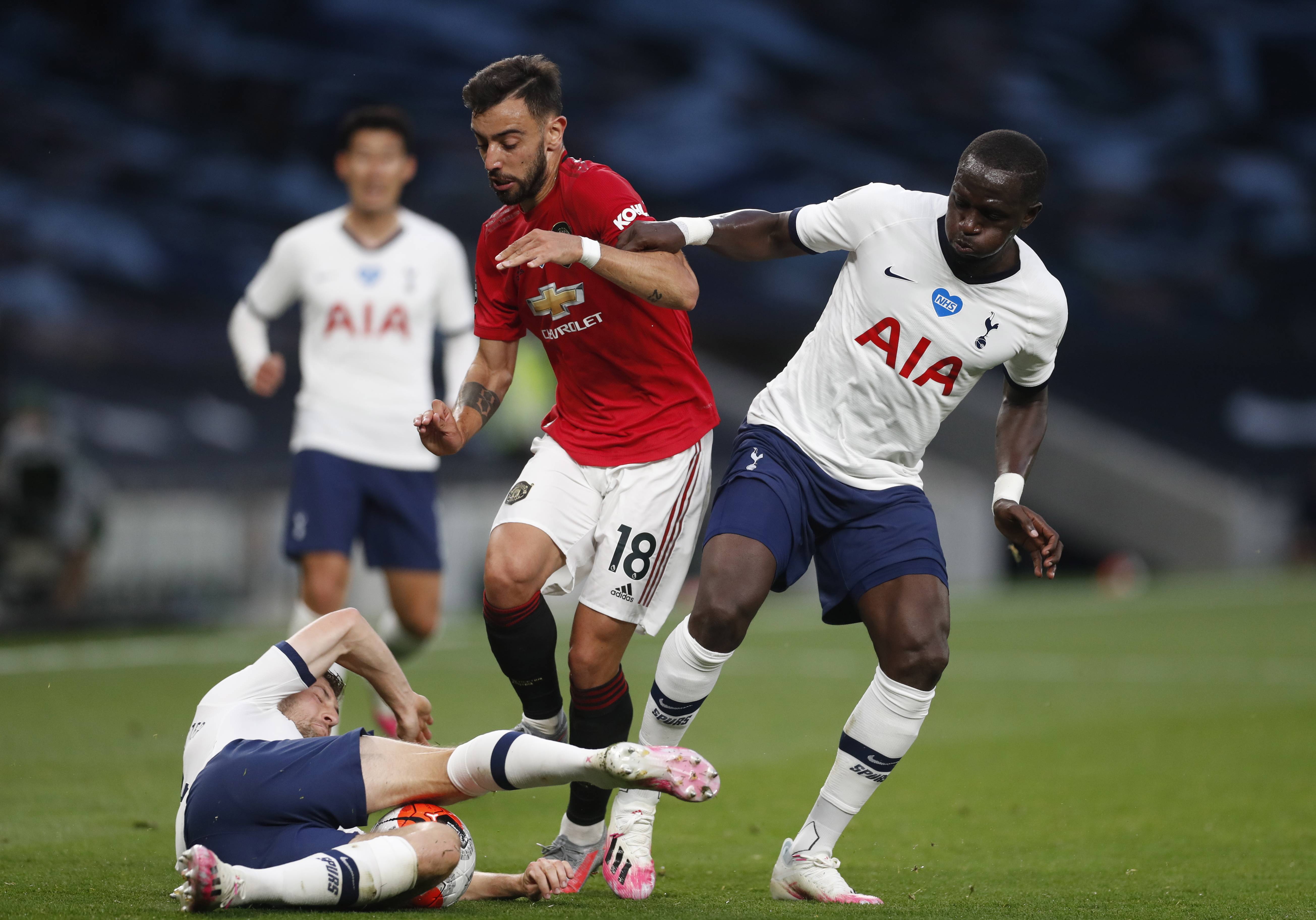 中成为焦点 中成为焦点