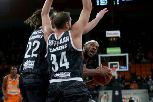 在高密度赛 在高密度赛