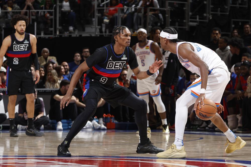 透露了他的 透露了他的